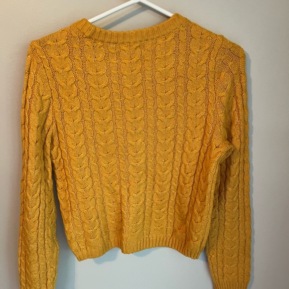 American Eagle Sweater - Picture 2 of 3